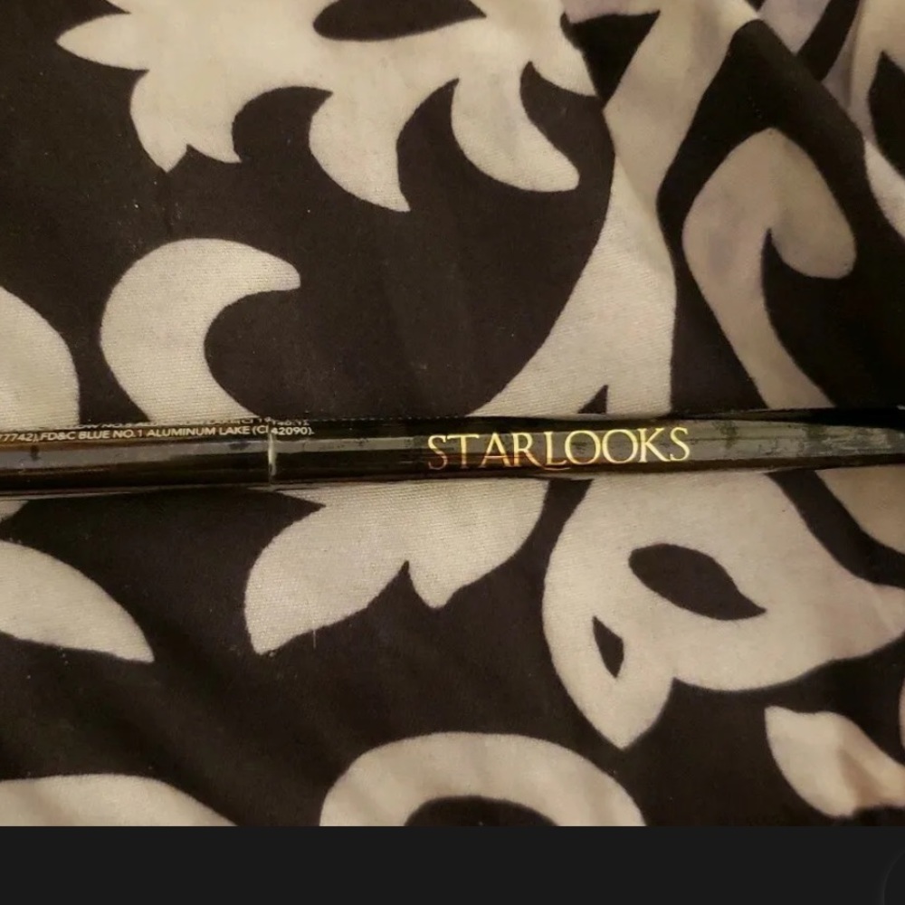"Cosmic" Ultra-Gem Longwear Eye Pencil - Starlooks